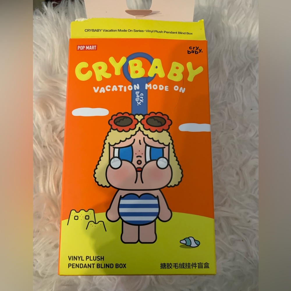 Pop mart cry baby vacation mode